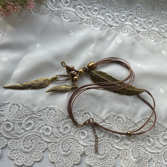 Women’s Bohemian black Rhinestone Feather Pendant Faux Leather Rope Necklace - Picture 7 of 10